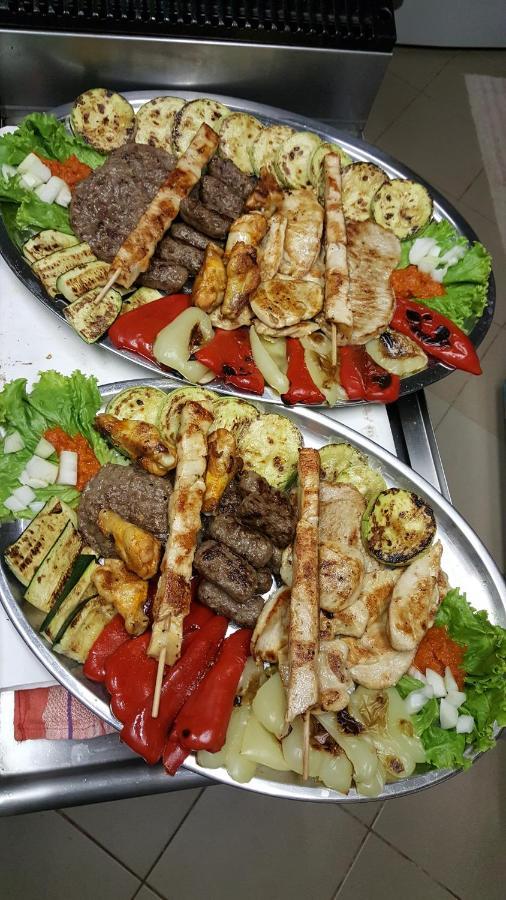 布泽特 Bungalo酒店 外观 照片